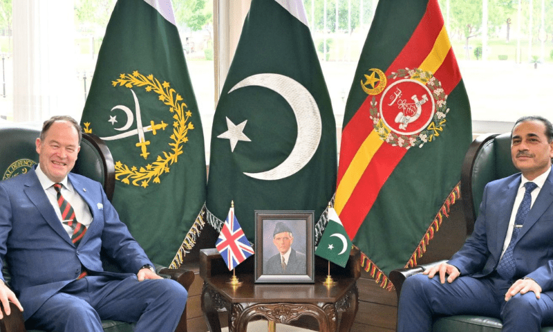 Pakistan and UK Military Chiefs Strategize to Enhance Defence Cooperation