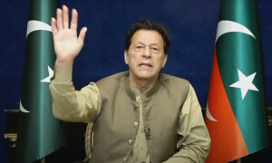 Imran Khan Calls for Anti-Govt Movement After 10 M