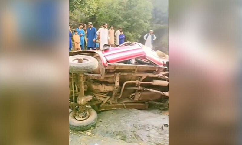 Five Dead, Four Injured as Pickup Falls into Gorge