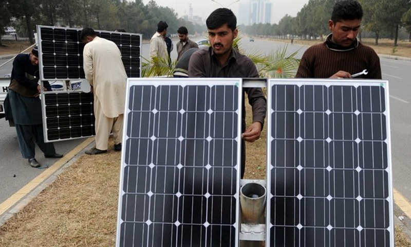 Senate Finance Committee Rejects 18% Tax on Solar 