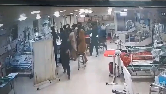 Case Filed Over Attack on Doctor in Jinnah Hospital ICU
