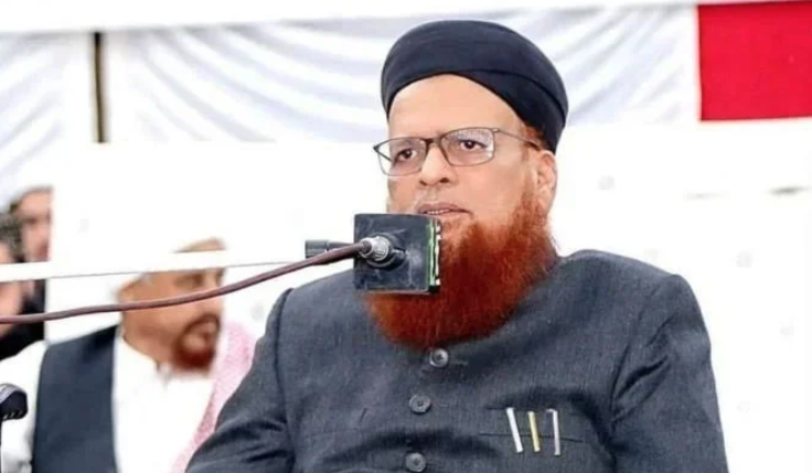 Mufti Taqi Usmani Calls for National Unity and Economic Independence in Karachi Speech