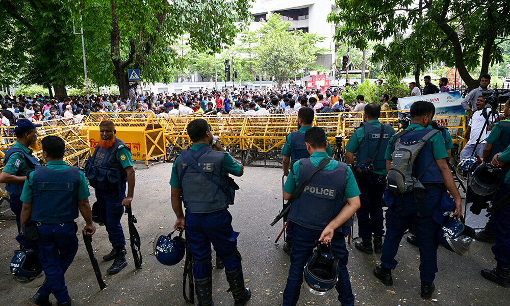 HRW Warns Bangladesh's Interim Govt Over Crackdown
