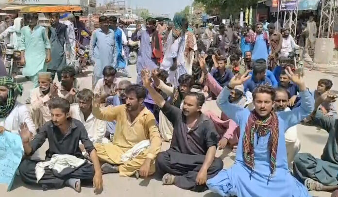 Residents in Sindh Protest Water Shortages and The